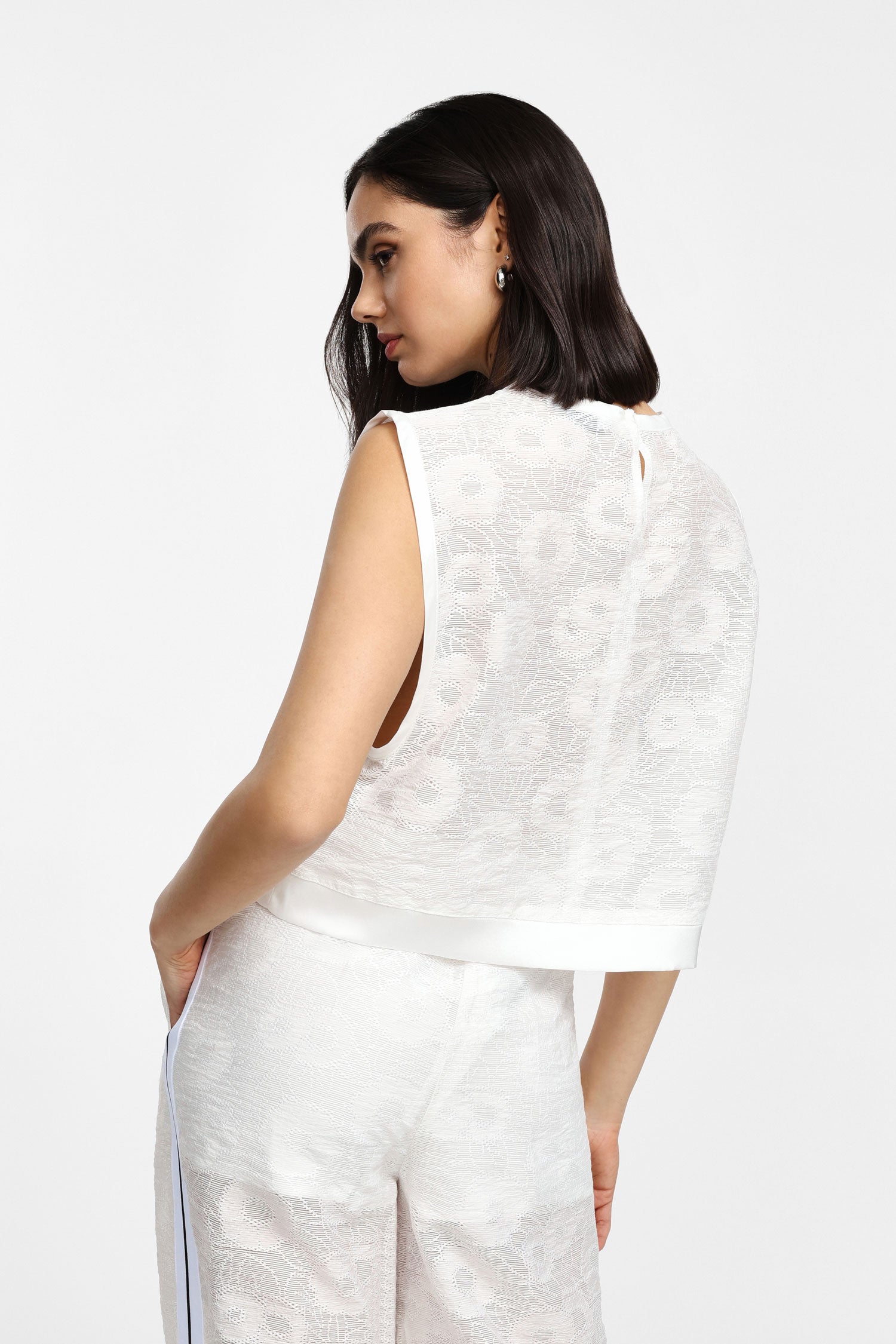 White Set