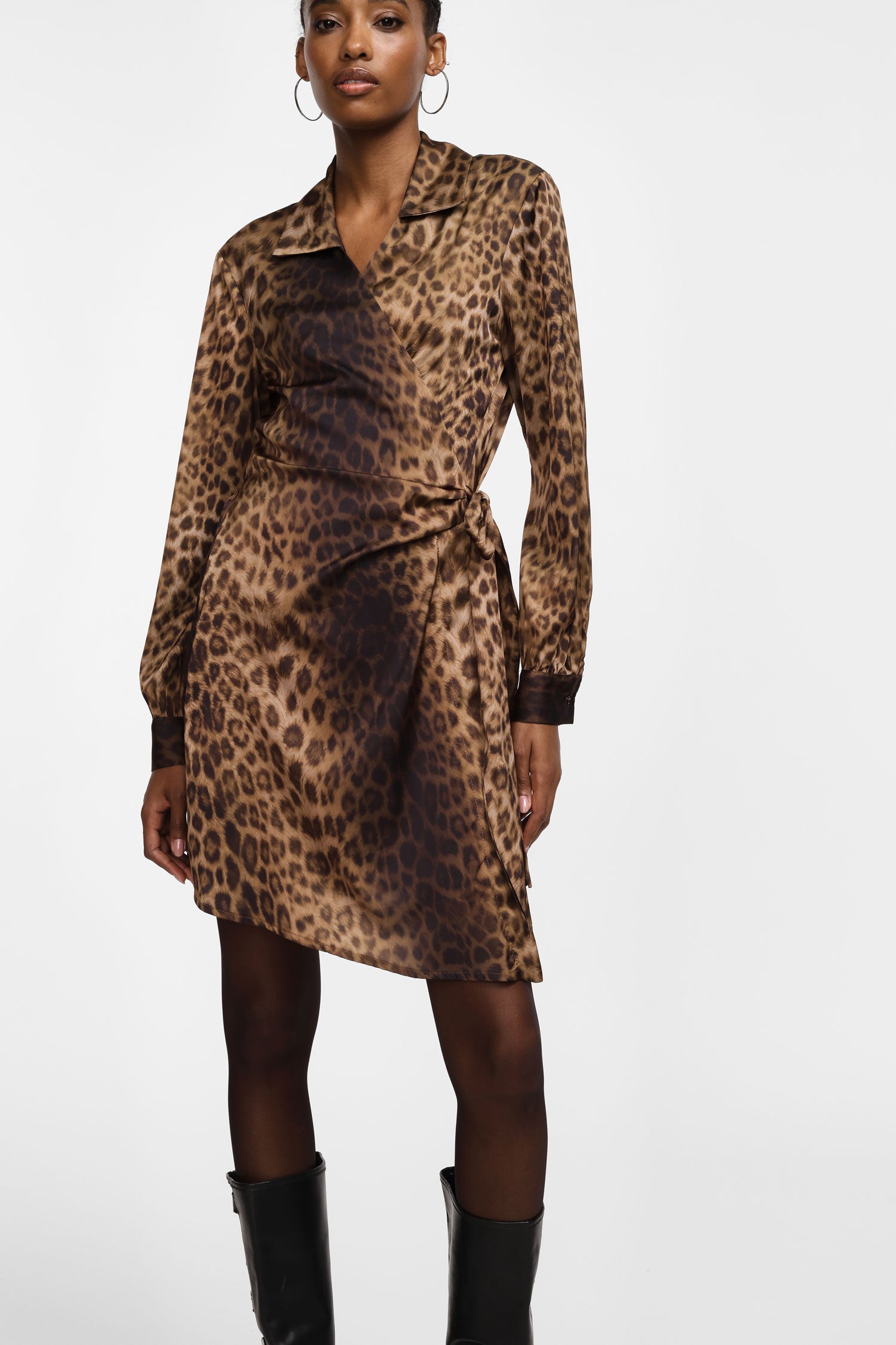 Short animal print wrap dress